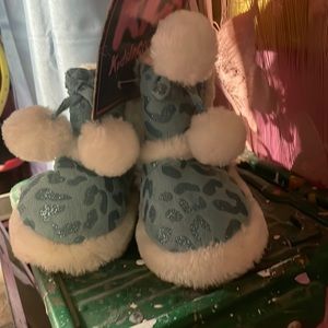 Kids slippers